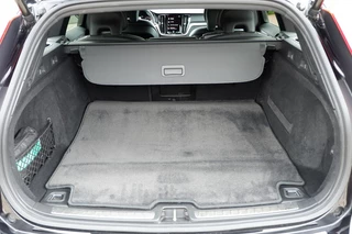 Volvo V60 Volvo V60 2.0 T5 Momentum Scan Line Rijklaar 12MND BOVAG Garantie - afbeelding nr 9