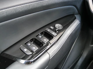 Kia Sportage Kia Sportage 1.6 T-GDi MHEV DynamicPlusLine | PANODAK | TREKHAAK | CAMERA | - afbeelding nr 22