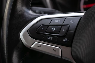 Volkswagen T-Cross Volkswagen T-Cross 1.0 TSI Life - All-in rijklrprs | Navi | Carplay | 16'' LM - afbeelding nr 30