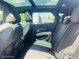 Peugeot 3008 Peugeot 3008 1.6 e-THP GT 165 pk Automaat / Line Pano-dak / Camera / Apple carplay - afbeelding nr 18