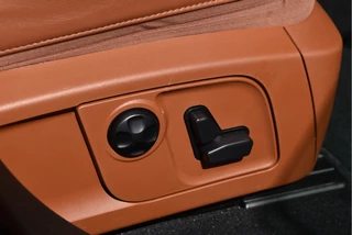 Maserati Levante | Luchtvering | Pano.dak | Camera | Keyless | DAB | Carplay | LED / Xenon | 20