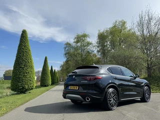 Alfa Romeo Stelvio Alfa Romeo Stelvio 2.0 T Q4 Luxery, 320pk, 20 inch, top!! - afbeelding nr 34