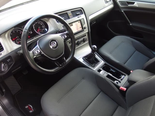 Volkswagen Golf NAVI / CLIMA / PDC / BLUETOOTH / CRUISE / DAB+ / NL-AUTO - afbeelding nr 6