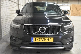 Volvo XC40 Volvo XC40 T2 129pk Aut. Business Pro | Trekhaak | 19