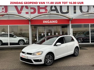 Volkswagen Golf Volkswagen Golf 1.2 TSI ALLSTAR AUT. PANO-DAK ECC-AIRCO LMV PDC - afbeelding nr 1