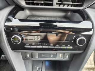 Toyota Yaris Cross Toyota Yaris Cross 1.5 Hybrid Dynamic Plus | Pano | Head-Up Display | Navi | Stoelv - afbeelding nr 21