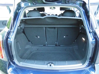 MINI Countryman MINI Countryman One 1.6 (NAVIGATIE) - afbeelding nr 19