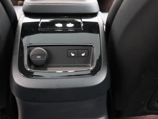 Volvo V60 Volvo V60 T6 PLUG-IN HYBRID LONG RANGE PLUS DARK SCHUIFDAK TREKHAAK H/K AU - afbeelding nr 32