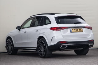 Mercedes-Benz GLC Mercedes-Benz GLC 300e 4MATIC AMG Premium Plus, Pano, Massage, Burmester, Head-Up, Nightpakket - afbeelding nr 11