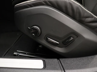 Volvo S60 Volvo S60 T6 PLUG-IN HYBRID LONG RANGE PLUS DARK 19INCH SCHUIFDAK ACC BLIS - afbeelding nr 14