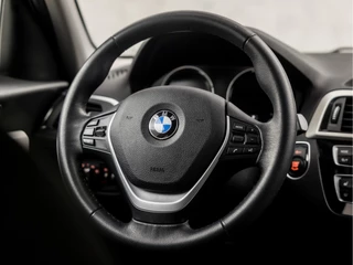 BMW 1 Serie Automaat (NAVIGATIE, CLIMATE, STOELVERWARMING, GETINT GLAS, SPORTSTOELEN, XENON, CRUISE, NIEUWE APK, NIEUWSTAAT) - afbeelding nr 18