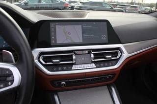 BMW M4 BMW M4 4-serie Cabrio xDrive Competition / Camera / Head-up / Carbon / Nekverwarming / H&K / Keyless / Stuurverwarming / ACC / DAB / Dodehoek / Windscherm - afbeelding nr 20