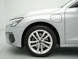 Audi A3 Audi A3 Sportback 40 TFSI e Edition Navigatie Stoelverwarming Side assist Elek. kofferklep Carplay - afbeelding nr 11