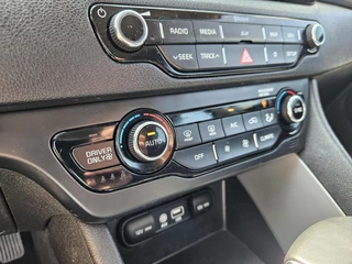 Kia Niro Kia Niro 1.6 GDi Hybrid DynamicLine | Hybrid | Carplay / Navi / Camera - afbeelding nr 24