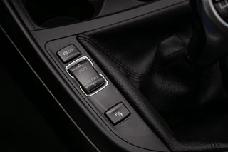 BMW 1 Serie BMW 1 Serie 116i Centennial High Executive - All-in rijklrprs | Leer | Panodak | mooie uitvoering - afbeelding nr 24