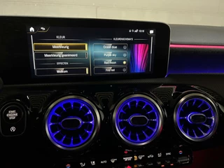 Mercedes-Benz A-Klasse Mercedes A-klasse 180 AMG Matgrijs Sfeerverlichting Carplay - afbeelding nr 42