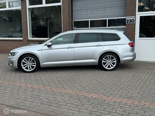 Volkswagen Passat Volkswagen Passat Variant 1.4 TSI GTE DSG LEDER/PANO/AIRCO - afbeelding nr 2