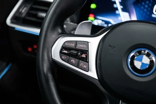 BMW 3 Serie BMW 3-serie 330e Sedan Hybrid | Vol | M Sport | Schuifdak | H&K | Innovation | Head Up | 19 inch | - afbeelding nr 40