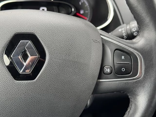 Renault Clio Renault Clio Estate 1.5 dCi Ecoleader Limited 2e Eigenaar,Navi,Clima,Cruise,PDC Achter,LM Velgen,Dealer Onderhouden,N.A.P,APK Tot 02-2026 - afbeelding nr 15