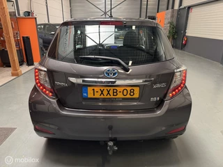 Toyota Yaris Toyota Yaris 1.5 Full Hybrid Navi|Keyless|Trekhaak - afbeelding nr 26