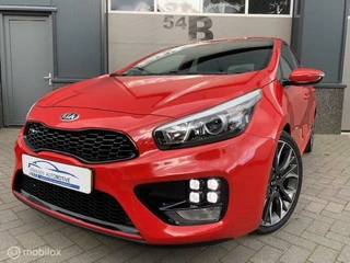 Kia cee'd Kia cee'd 1.6 GT Rood 2015 204 PK ! Recaro/ 18 inch/cruise - afbeelding nr 10