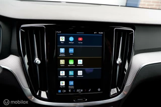 Volvo V60 Volvo V60 MY23 AWD T6 350PK RECHARGE  LONG RANGE PLUS DARK | GOOGLE | ACC | BLIS - afbeelding nr 24