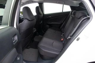 Toyota Prius Toyota Prius 1.8 Dynamic JBL Navi 17inch - afbeelding nr 8