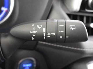 Toyota RAV4 Toyota RAV4 2.5 Hybrid Dynamic | Navigatie | Parkeersensoren - afbeelding nr 32