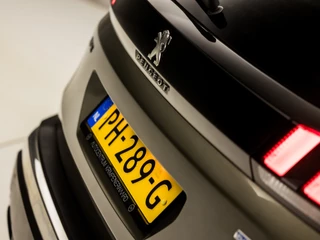 Peugeot 3008 Peugeot 3008 1.2 PureTech Sport Automaat (APPLE CARPLAY, GROOT NAVI, 360 CAMERA, TREKHAAK, LEDER, KEYLESS, SPORTSTOELEN, CRUISE, GETINT GLAS, NIEUWE APK, NIEUWSTAAT) - afbeelding nr 31