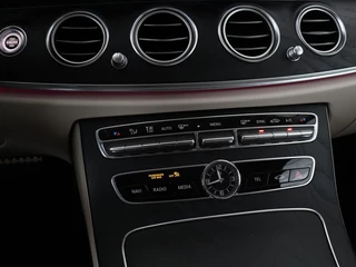 Mercedes-Benz E-Klasse Mercedes-Benz E-klasse 200 Business Solutions | Leder | 360 camera |  Stoelverwarming | Carplay | Matrix LED | Widescreen | Park Assist | Navigatie | Memory - afbeelding nr 26