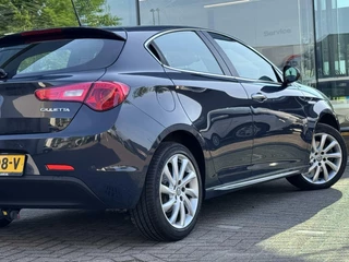 Alfa Romeo Giulietta Alfa Romeo Giulietta 1.4 Turbo MultiAir Super Automaat 2016 - afbeelding nr 18