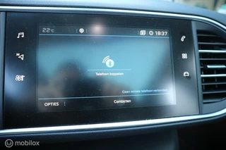Peugeot 308 Peugeot 308 1.6 BlueHDi Premium AUTOMAAT/PANORAMADAK/NAP - afbeelding nr 17