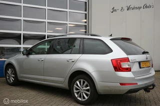 Škoda Octavia Skoda Octavia Combi 1.2 TSI Greentech Ambition ECC/NAVI/PDC - afbeelding nr 5