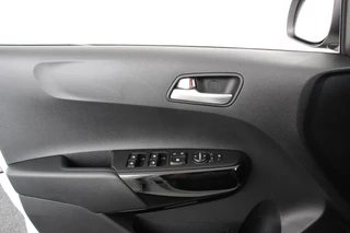 Kia Picanto Kia Picanto 1.0 DPi Automaat DynamicPlusLine | Navigatie | Climate Control | Camera | Parkeer Sensoren | Cruise control | Led | DAB | Lichtmetalen velgen | Extra getint glas - afbeelding nr 19