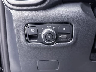 Mercedes-Benz Vito Mercedes-Benz Vito 116 Lang Trekhaak LED Achteruitrijcamera Betimmering Cruise Control - afbeelding nr 23