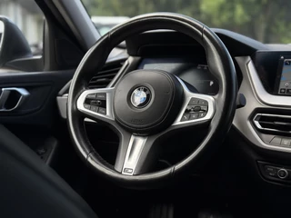 BMW 1 Serie BMW 1-serie 120i Aut. Business Ed. | Navi | BMW-Individual | Led | - afbeelding nr 16