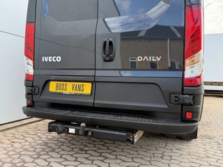 Iveco Daily Iveco Daily 50C18 3.0 3.0 Automaat Luchtvering Dubbellucht L2H2 Climate Control Cruise Control Trekhaak Camera - afbeelding nr 15