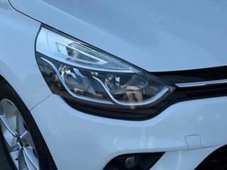 Renault Clio Renault Clio TCe 90 Limited Navi Airco Bluetooth Cruise - afbeelding nr 13