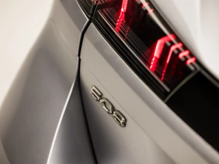 Peugeot 508 Peugeot 508 SW 1.6 PureTech Sport 181Pk Automaat (APPLE CARPLAY, GROOT NAVI, 360 CAMERA, LEDER, SPORTSTOELEN, ADAPTIVE CRUISE, KEYLESS, LED KOPLAMPEN, NIEUWE APK, NIEUWSTAAT) - afbeelding nr 30