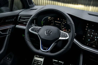 Volkswagen Touareg Volkswagen Touareg R 3.0 TSi eHybrid 4MOTION | Nieuw | Vol opties | Panodak | Dynaudio | Massage | Trekhaak | 22 inch | 5 jaar garantie | - afbeelding nr 29