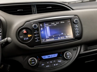 Toyota Yaris Toyota Yaris 1.5 Hybrid Active Automaat (CAMERA, CLIMATE, CRUISE, SPORTSTOELEN, LANE ASSIST, ELEK RAMEN, BLUETOOTH, NIEUWSTAAT) - afbeelding nr 8