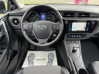 Toyota Auris Toyota Auris 1.8 Hybrid Executive - NAVI/LED/PANO/CAMERA/NAP - afbeelding nr 10