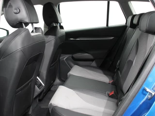 Škoda Enyaq iV Skoda Enyaq iV 60 Airco Navi Carplay Adaptive Cruise Control Park Pack + Camera Full LED Stoel/Stuurverwarming - afbeelding nr 11