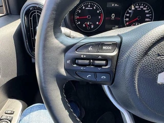Kia Picanto Kia Picanto 1.0 DPi DynamicPlusLine ,  Nieuwe Type & Logo   Navigatie via  Apple Carplay & Android auto , Achteruitrij  camera ,  Stoel & Stuur verwarming ,  Sport Velgen , Led verlichting voor & achter , - afbeelding nr 24
