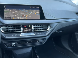 BMW 1 Serie Navi Live Cockpit Prof Carplay Dab Sportstoelen Clima + Cruise Control Parkeersensoren v+a Shadow Line 17 Inch Velgen NL Auto - afbeelding nr 13