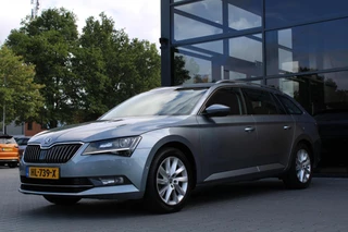 Škoda Superb Skoda Superb Combi 1.6TDI Automaat |Canton | Trekhaak | Stoelverwarming - afbeelding nr 10