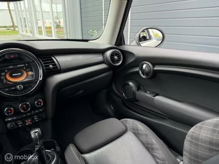 MINI Cooper Mini 1.5 Cooper Chili | Pepper White | Cruise | Clima | Navi - afbeelding nr 15
