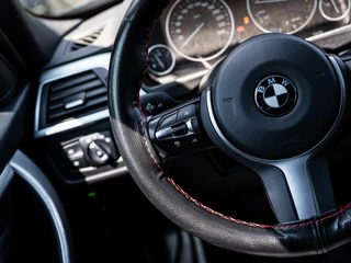 BMW 3 Serie BMW 3-serie 330e Centennial High Executive|PANO|M-SPORT|18'' - afbeelding nr 25