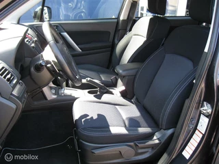 Subaru Forester Subaru Forester 2.0 Luxury CVT AUT Clima Cruise Trekhaak NL auto - afbeelding nr 15