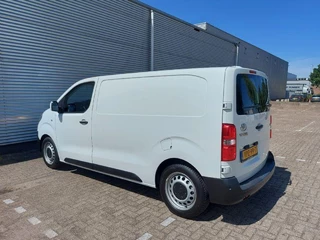 Toyota ProAce Toyota ProAce Worker 1.6 D-4D Cool Comfort prijs is EX btw, airco,cruisecontrol,radio/cd, - afbeelding nr 9